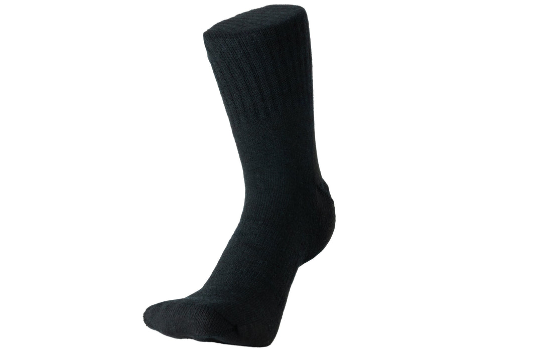 Armadillo Woolery Socks THE CREWS - front